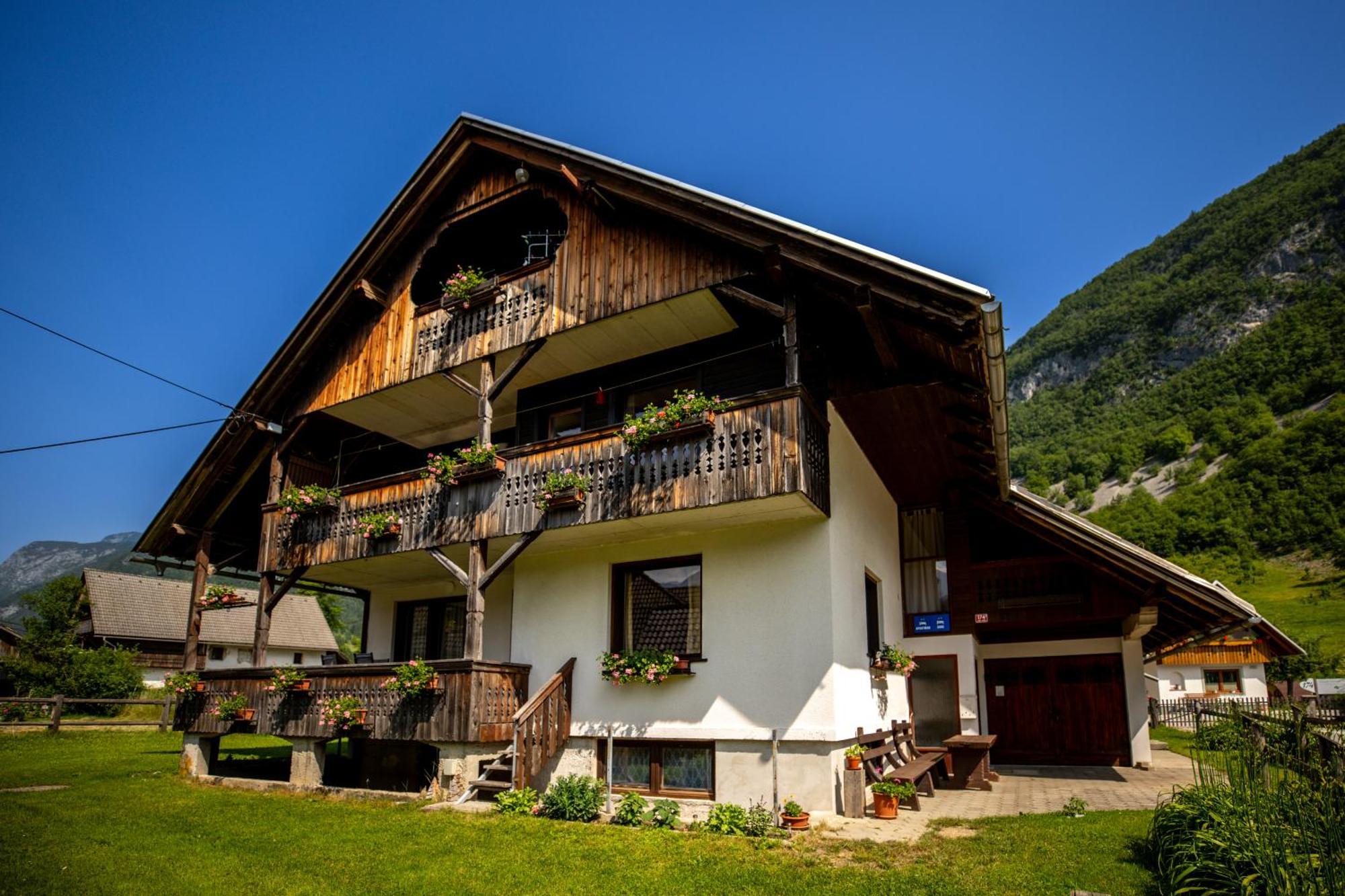 Apartment And Room Mateja Kovacic Bohinj Esterno foto